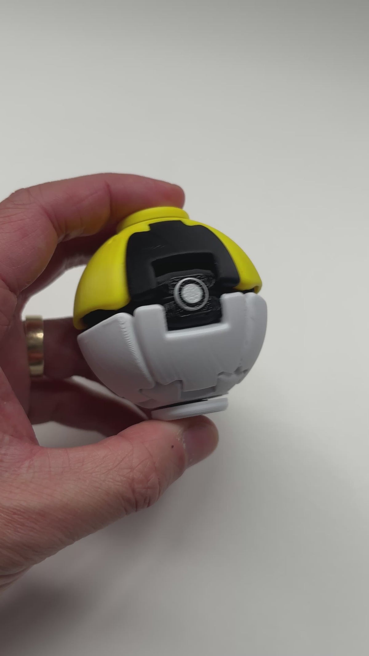 Fidget Spinner Ball - Black & Yellow